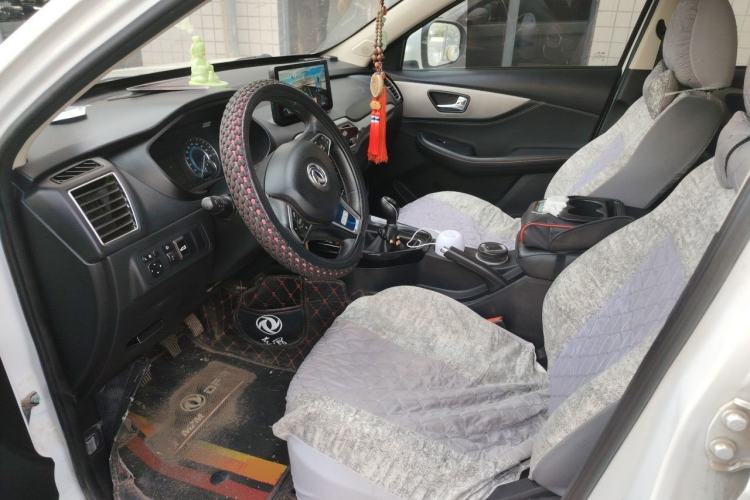 Used Dongfeng Fengon S560 2018 1.8L Manual Urban Model 7 Seats Left Front Seat