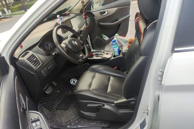 Used Dongfeng Fengon S560 2018 1.8L CVT Prestige Model Left Front Seat