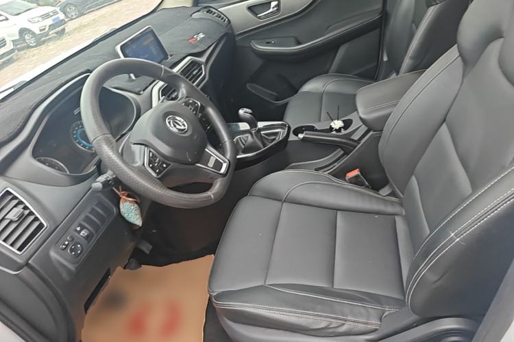 Used Dongfeng Fengon S560 2018 1.8L Manual Urban Model 7 Seats Left Front Seat