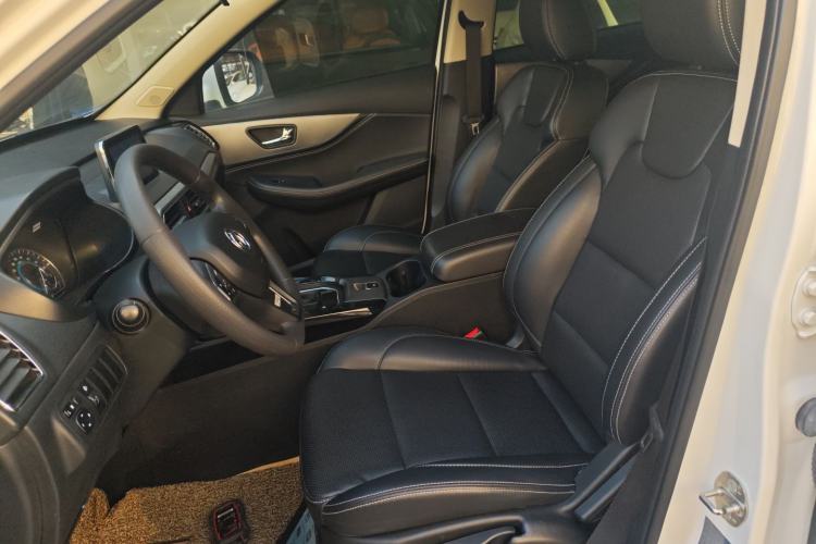 Used Dongfeng Fengon S560 2018 1.8L CVT Elite Model 7 Seats Left Front Seat