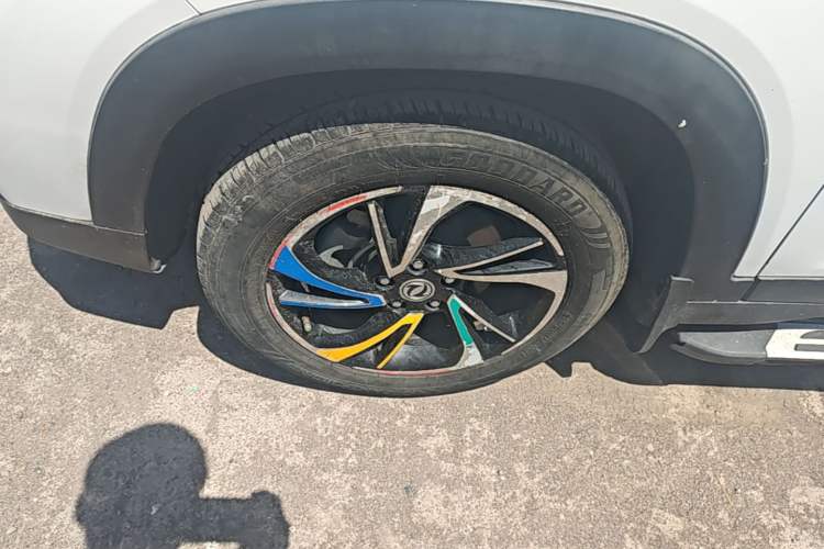 Used Dongfeng Fengon S560 2018 1.8L Manual Comfort 7-Seater Left Front Wheel Hub