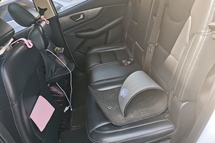 Used Dongfeng Fengon S560 2018 1.8L CVT Urban Model 7 Seats Left Rear Seat