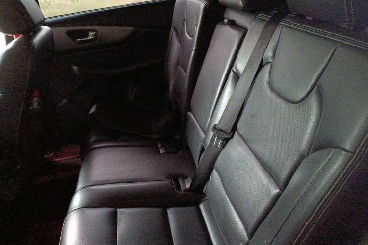 Used Dongfeng Fengon S560 2018 1.8L CVT Elite Model 7 Seats Left Rear Seat