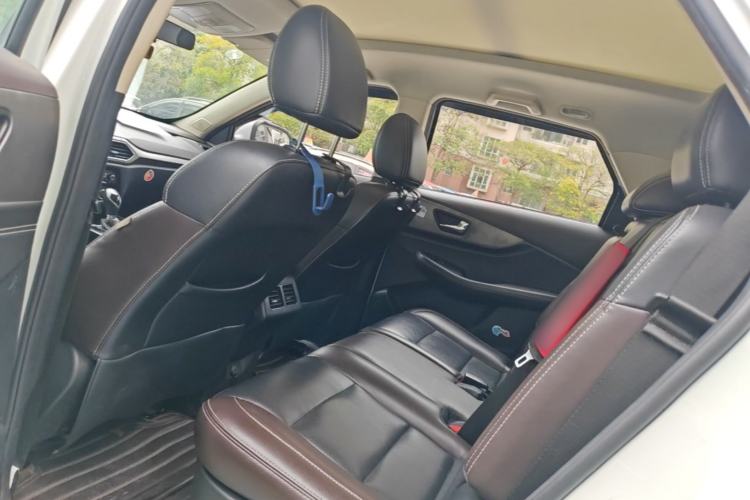 Used Dongfeng Fengon S560 2018 1.8L CVT Smart Connect 7-Seater Left Rear Seat