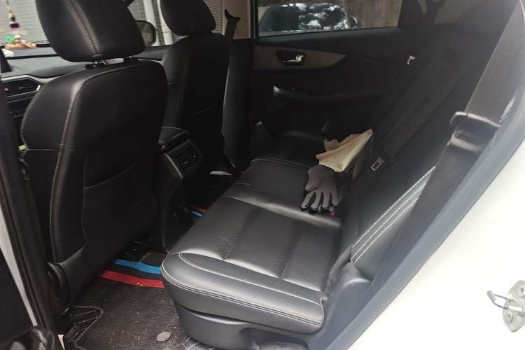 Used Dongfeng Fengon S560 2018 1.8L Manual Elite 7-Seater Left Rear Seat