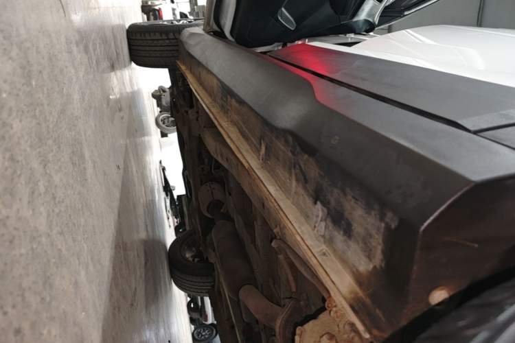 Used Dongfeng Fengon S560 2018 1.8L Manual Comfort 7-Seater Left Side Sill