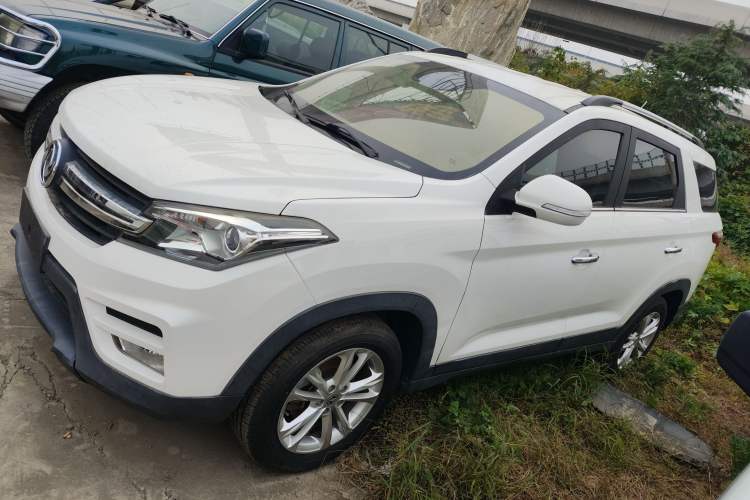 Used Dongfeng Fengon S560 2018 1.8L Manual Urban Model 7 Seats Left Side