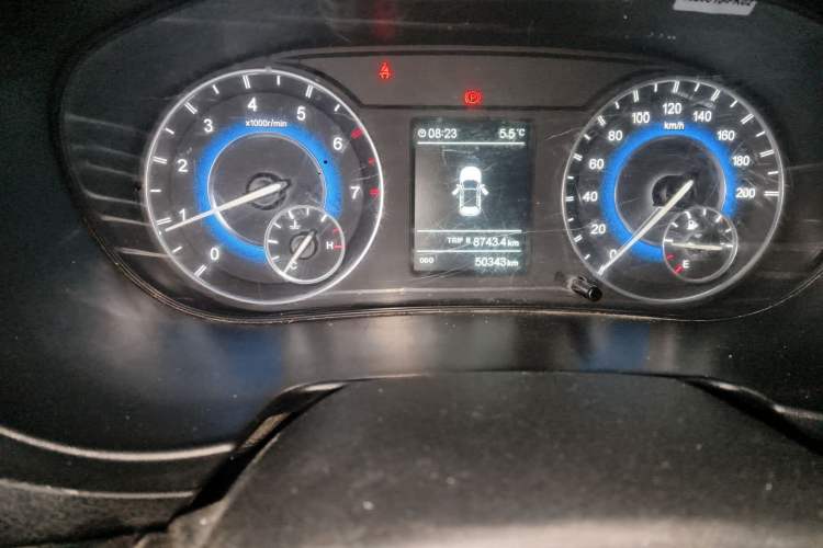 Used Dongfeng Fengon S560 2018 1.8L Manual Comfort 7-Seater Odometer Close Up
