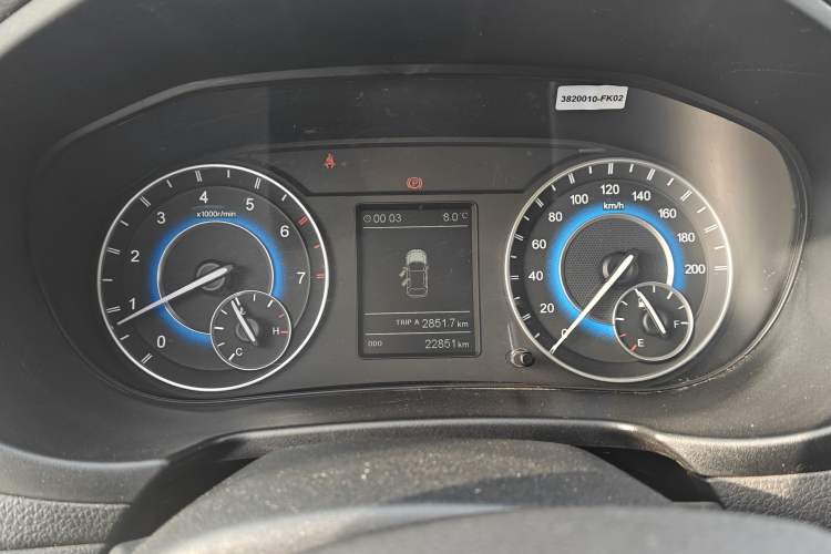 Used Dongfeng Fengon S560 2018 1.8L Manual Urban Model 7 Seats Odometer Close Up