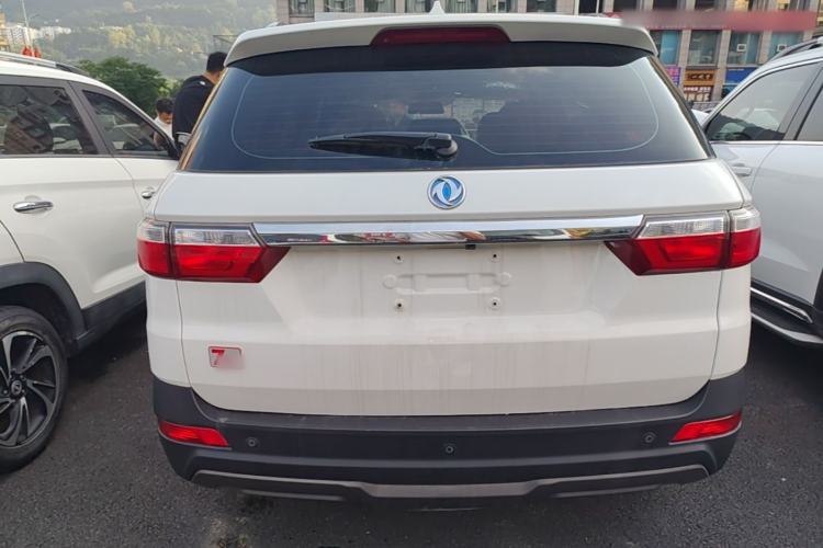 Used Dongfeng Fengon S560 2018 1.8L Manual Comfort 7-Seater Rear