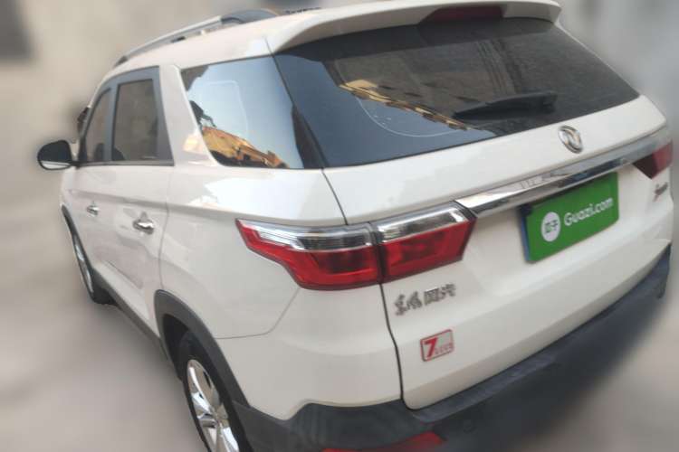 Used Dongfeng Fengon S560 2018 1.8L CVT Elite Model 7 Seats Rear Left 45 Deg