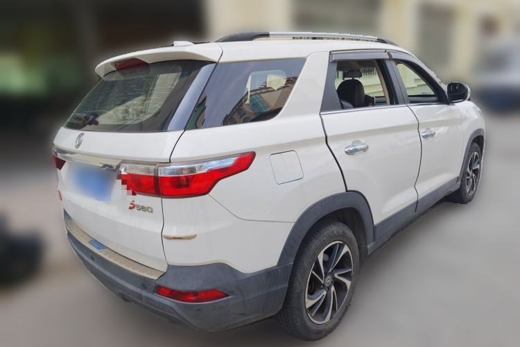 Used Dongfeng Fengon S560 2018 Upgraded Model 1.8L CVT Smart Connect 7-Seater Rear Right 45 Deg