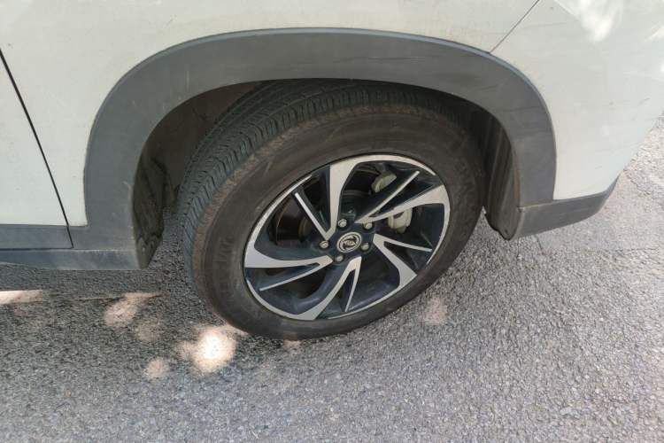 Used Dongfeng Fengon S560 2018 1.8L CVT Comfort Model 5 Seats Right Front Wheel Hub