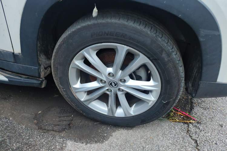 Used Dongfeng Fengon S560 2018 1.8L Manual Urban Model 7 Seats Right Front Wheel Hub