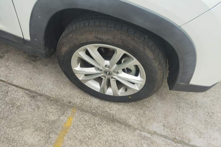 Used Dongfeng Fengon S560 2018 1.8L Manual Urban Model 7 Seats Right Front Wheel Hub