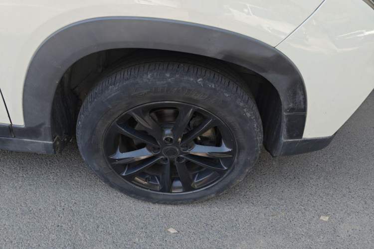 Used Dongfeng Fengon S560 2018 1.8L Manual Urban Model 7 Seats Right Front Wheel Hub