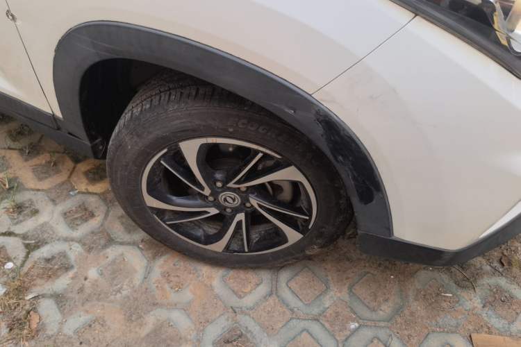 Used Dongfeng Fengon S560 2018 1.8L Manual Comfort 7-Seater Right Front Wheel Hub