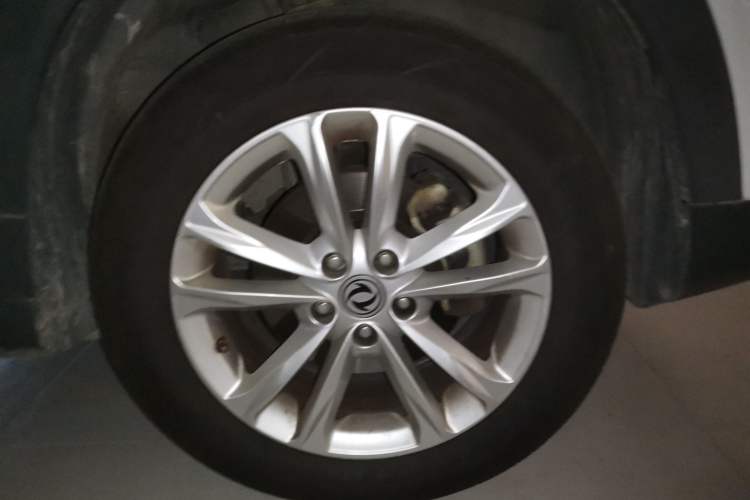Used Dongfeng Fengon S560 2018 1.8L Manual Urban Model 5 Seats Right Front Wheel Hub