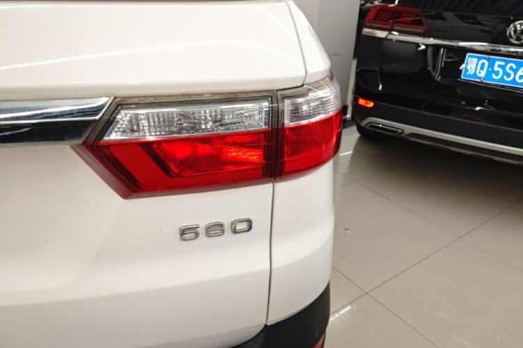 Used Dongfeng Fengon S560 2018 1.8L Manual Luxury 7-Seater Right Rear Taillight