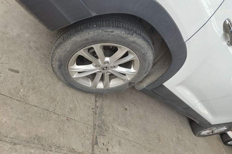 Used Dongfeng Fengon S560 2018 1.8L Manual Urban Model 7 Seats Right Rear Wheel Hub