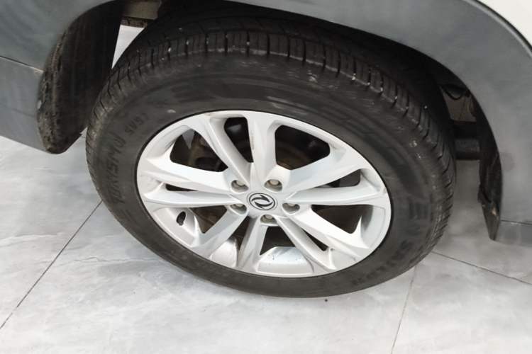 Used Dongfeng Fengon S560 2018 1.8L Manual Urban Model 7 Seats Right Rear Wheel Hub