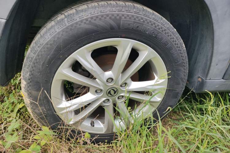 Used Dongfeng Fengon S560 2018 1.8L Manual Urban Model 7 Seats Right Rear Wheel Hub