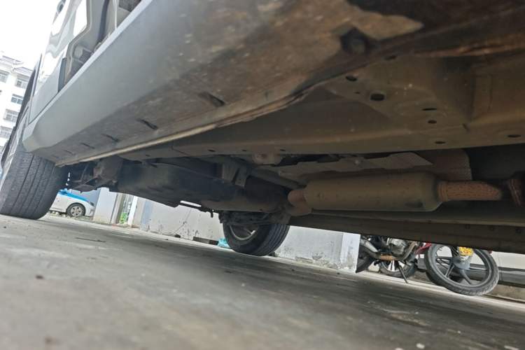 Used Dongfeng Fengon S560 2018 1.8L CVT Elite Model 7 Seats Right Side Sill