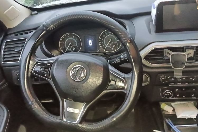 Used Dongfeng Fengon S560 2018 1.8L Manual Comfort 7-Seater Steering Wheel