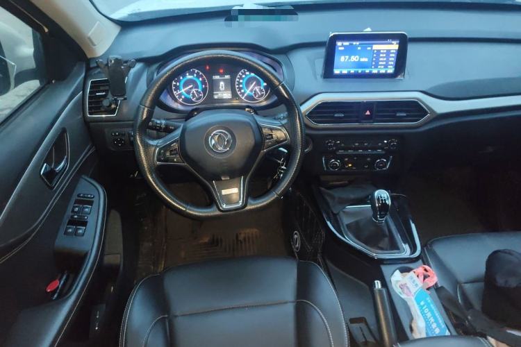 Used Dongfeng Fengon S560 2018 1.8L Manual Urban Model 7 Seats Steering Wheel