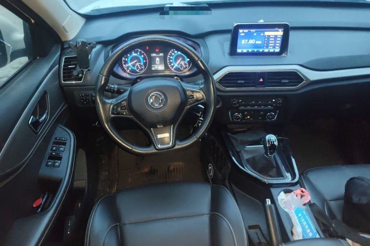 Used Dongfeng Fengon S560 2018 1.8L Manual Urban Model 7 Seats Steering Wheel