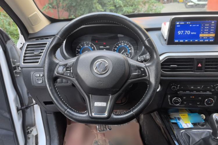 Used Dongfeng Fengon S560 2018 1.8L Manual Comfort 7-Seater Steering Wheel