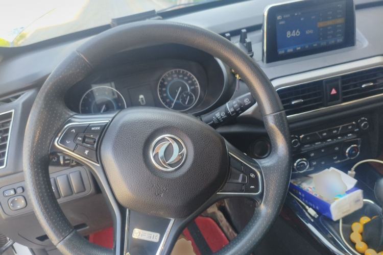 Used Dongfeng Fengon S560 2018 1.8L Manual Comfort 7-Seater Steering Wheel