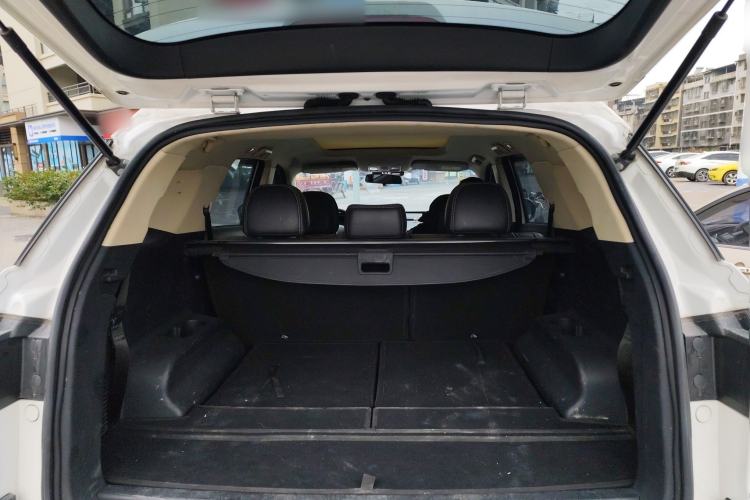 Used Dongfeng Fengon S560 2018 1.8L CVT Prestige Model Trunk