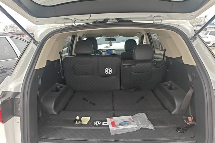 Used Dongfeng Fengon S560 2018 1.8L Manual Urban Model 7 Seats Trunk