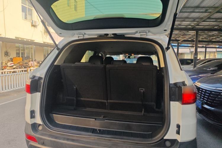 Used Dongfeng Fengon S560 2018 1.8L CVT Elite Model 7 Seats Trunk