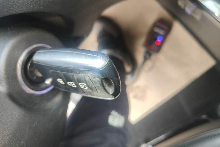 Used Dongfeng Fengon S560 2018 1.8L Manual Urban Model 7 Seats Vehicle Key