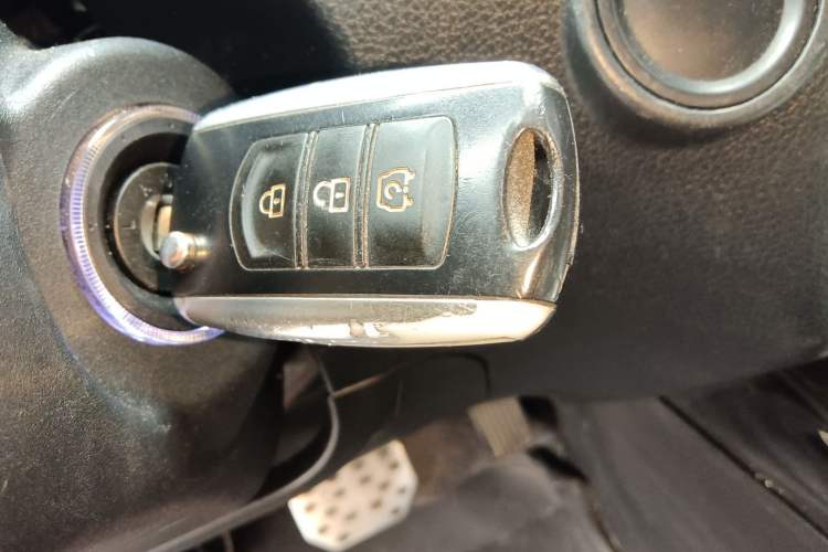 Used Dongfeng Fengon S560 2018 1.8L CVT Elite Model 7 Seats Vehicle Key