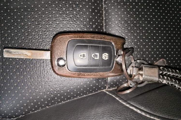 Used Dongfeng Fengon S560 2018 1.8L Manual Comfort 7-Seater Vehicle Key