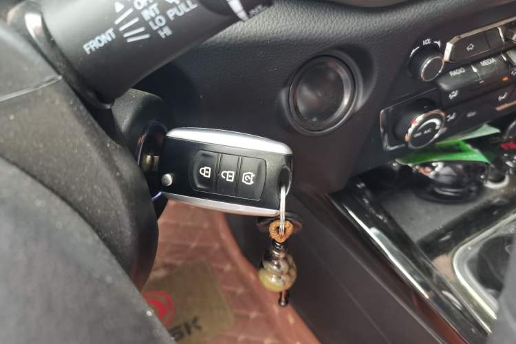 Used Dongfeng Fengon S560 2018 1.8L Manual Urban Model 7 Seats Vehicle Key
