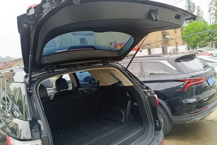 Used Dongfeng Fengon S560 2019 1.8L CVT Elite Model Trunk