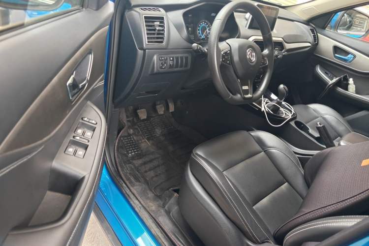 Used Dongfeng Fengon S560 2019 1.8L Manual Urban Model Driver Seat