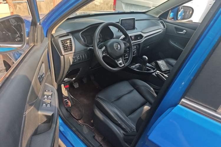 Used Dongfeng Fengon S560 2019 1.8L Manual Urban Model Driver Seat