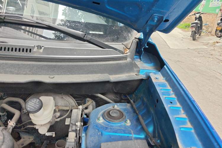 Used Dongfeng Fengon S560 2019 1.8L Manual Urban Model Engine Bay Left