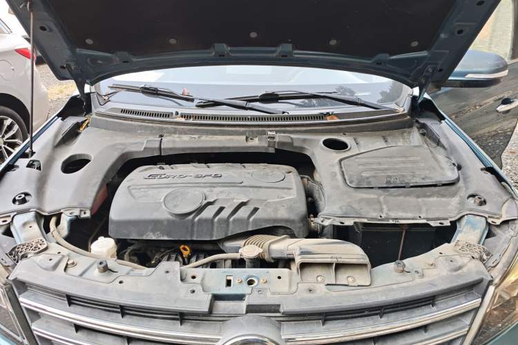 Used Dongfeng Fengon S560 2019 1.8L CVT Elite Model Engine Bay
