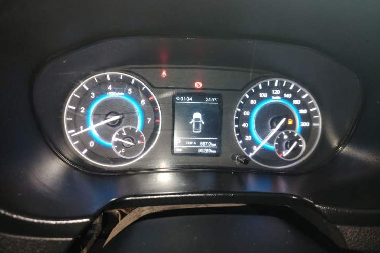 Used Dongfeng Fengon S560 2019 1.8L CVT Elite Model Instrument Cluster
