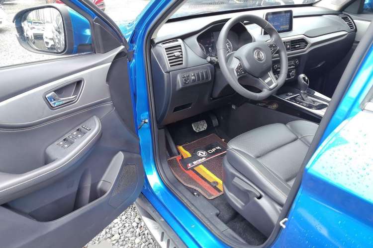 Used Dongfeng Fengon S560 2019 1.8L CVT Elite Model Interior 3