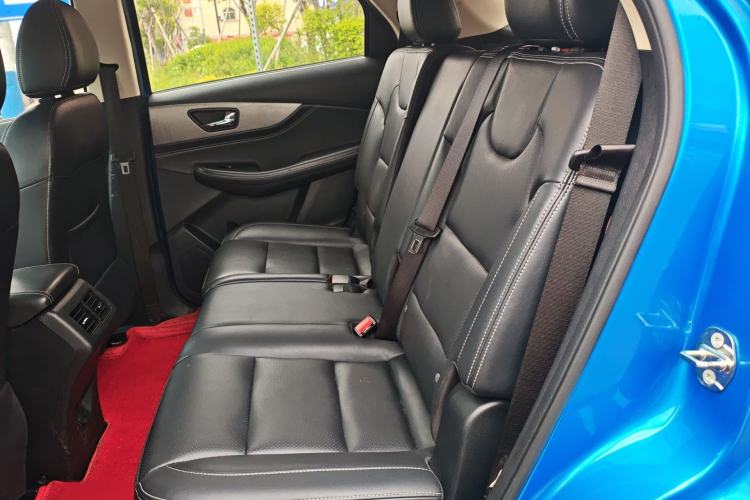 Used Dongfeng Fengon S560 2019 1.8L Manual Urban Model Interior 4