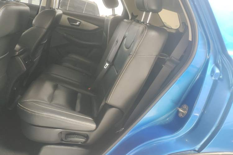 Used Dongfeng Fengon S560 2019 1.8L Manual Urban Model Left Rear Seat