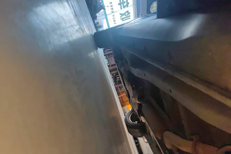 Used Dongfeng Fengon S560 2019 1.8L CVT Elite Model Left Side Sill