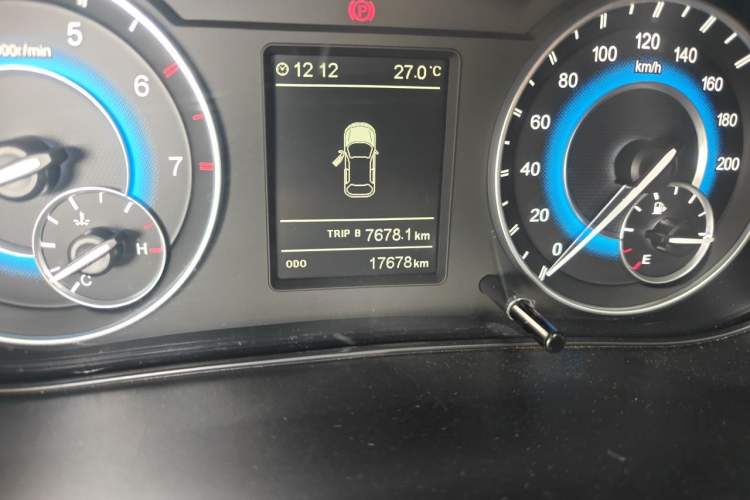 Used Dongfeng Fengon S560 2019 1.8L Manual Urban Model Odometer Close Up